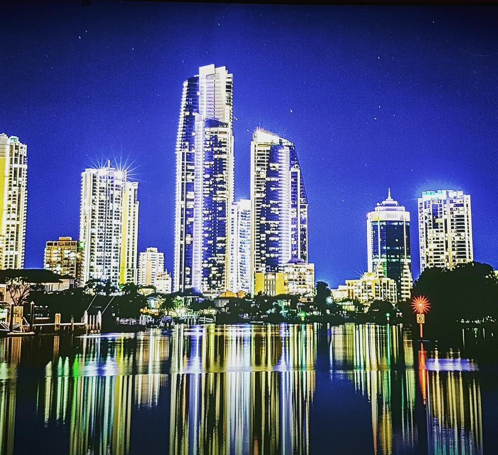 Circle Surfers Paradise Holidays Exterior foto